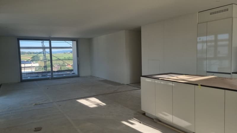 Grosse 5.5-Zimmerwohnung im Eigentumsstandard (4)