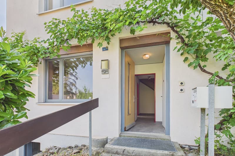 Wohnen in der Nähe des Bielersees – 5-Zimmer-Reihenhaus mit Potenzial (2)