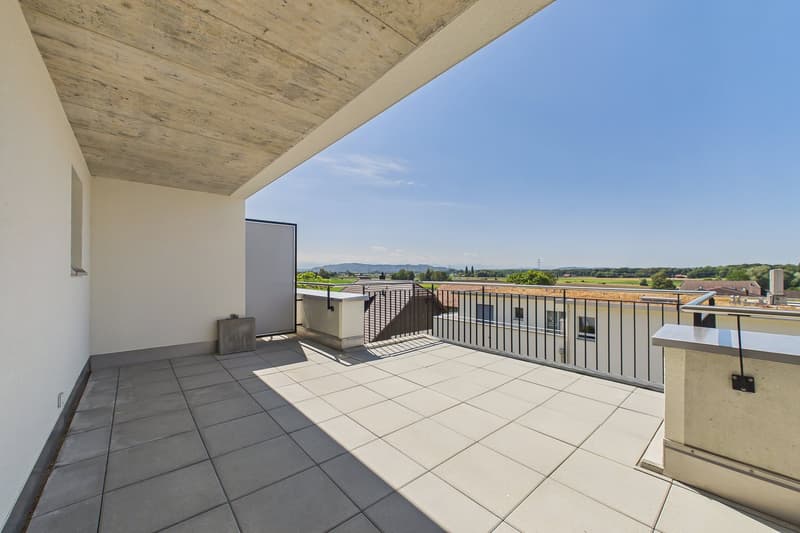 Moderne 4-Zimmer-Dachwohnung im Neubau in Gampelen (10)