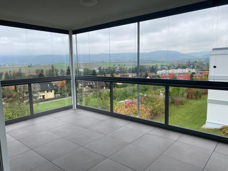 Hochwertige 4.5-Zimmerwohnung mit Wintergarten (7)