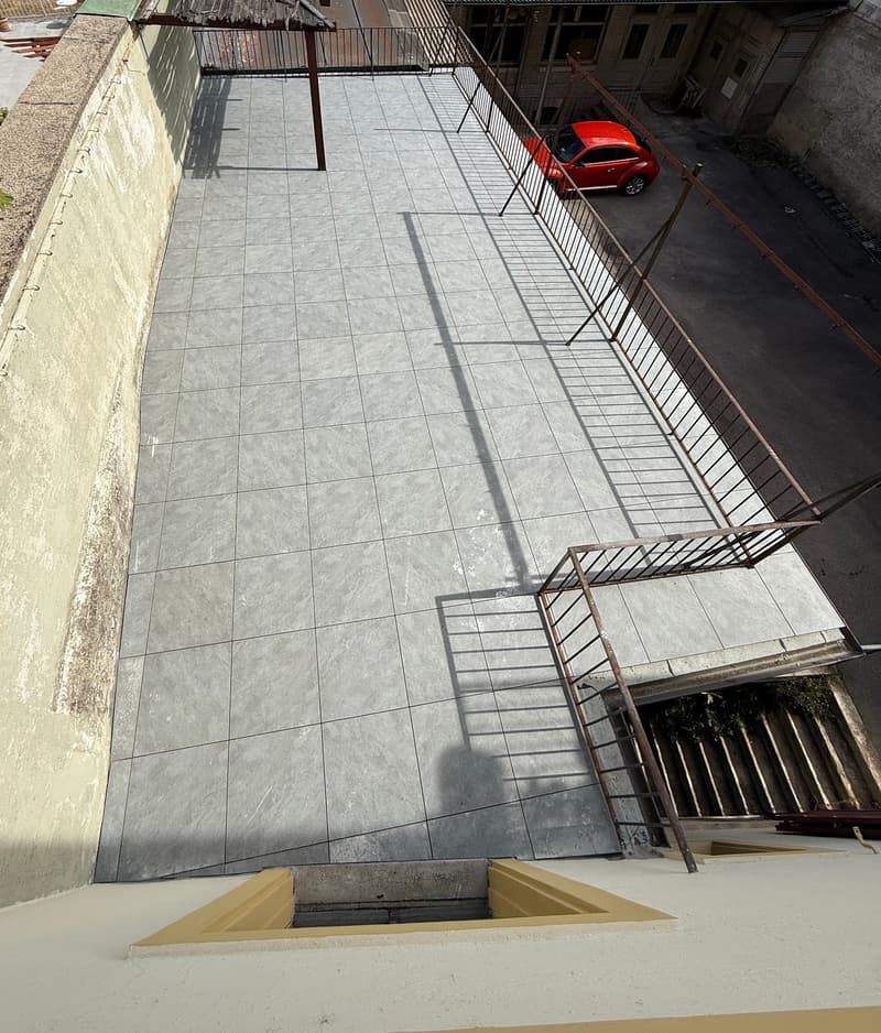 Traumhafte 5.5-ZimmerDACHwohnung mit riesiger Terrasse (60m2) an zentraler Lage (Altbau) (20)