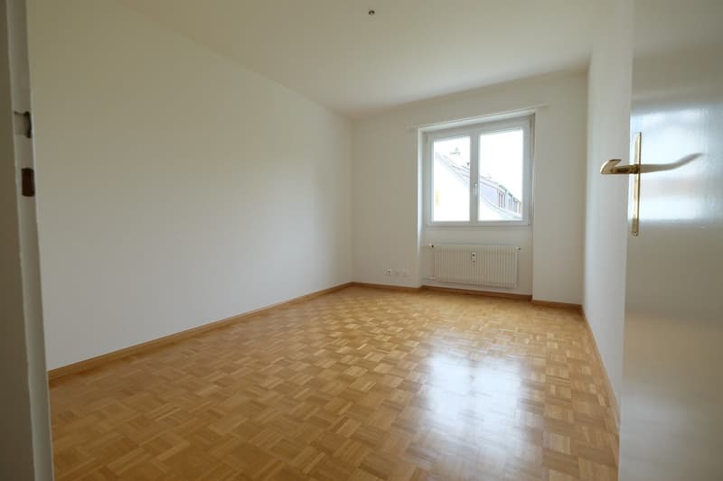 Traumhafte 4-Zimmer-Eigentumswohnung mit grossem Balkon (10)