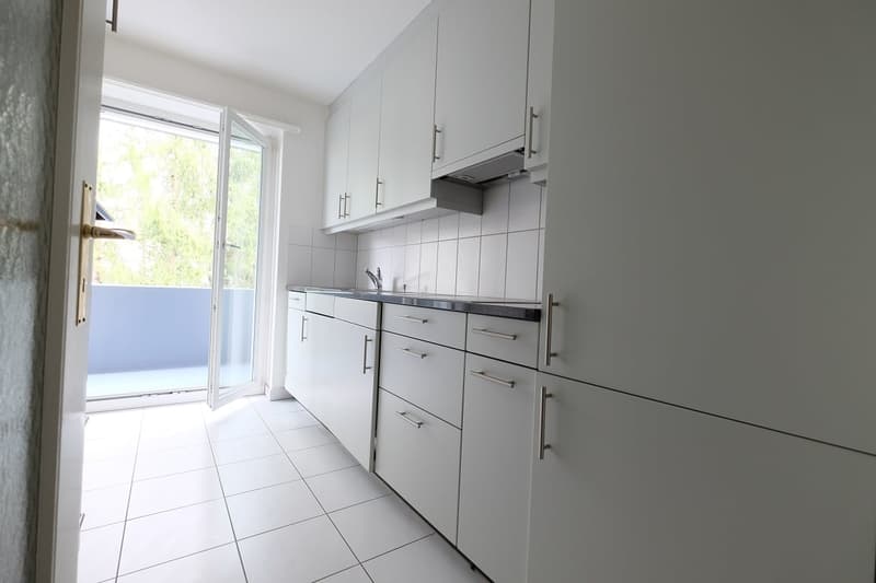 Traumhafte 4-Zimmer-Eigentumswohnung mit grossem Balkon (3)