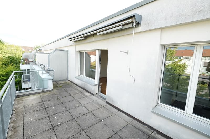 Moderne 1-ZimmerDACHwohnung mit riesigem Dachbalkon (5)