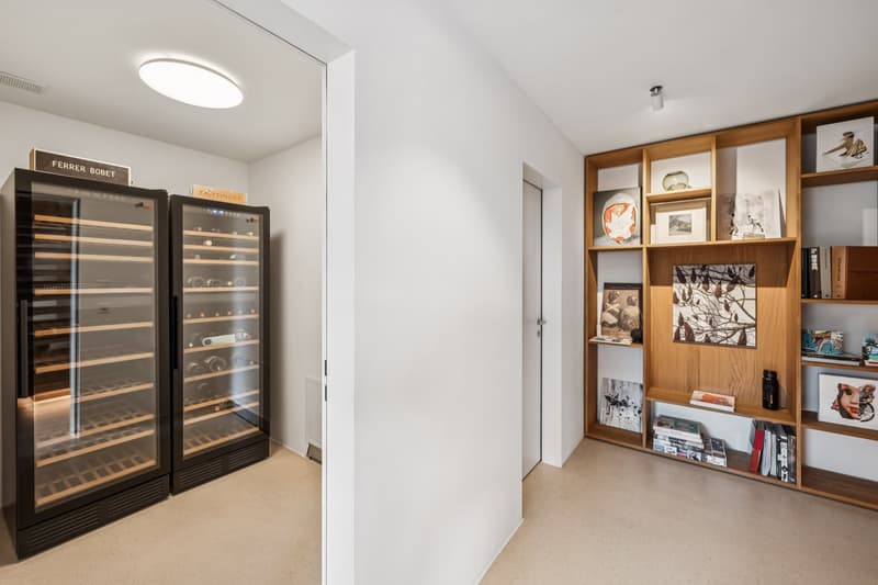 Retreat with unparalleled living feel (9)