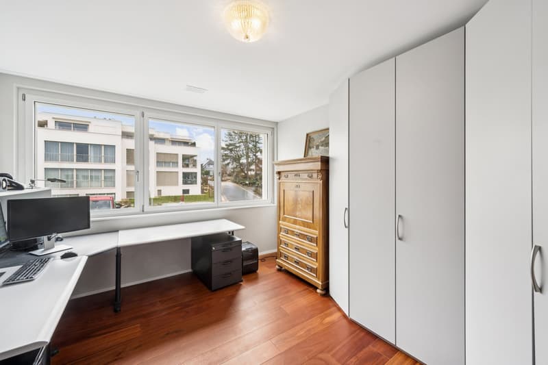 Exclusive attic apartment - living in timeless elegance (10)