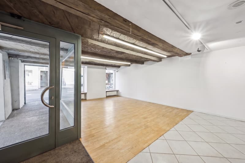 Espace commercial attractif sur la Rathausstrasse à Liestal (3)
