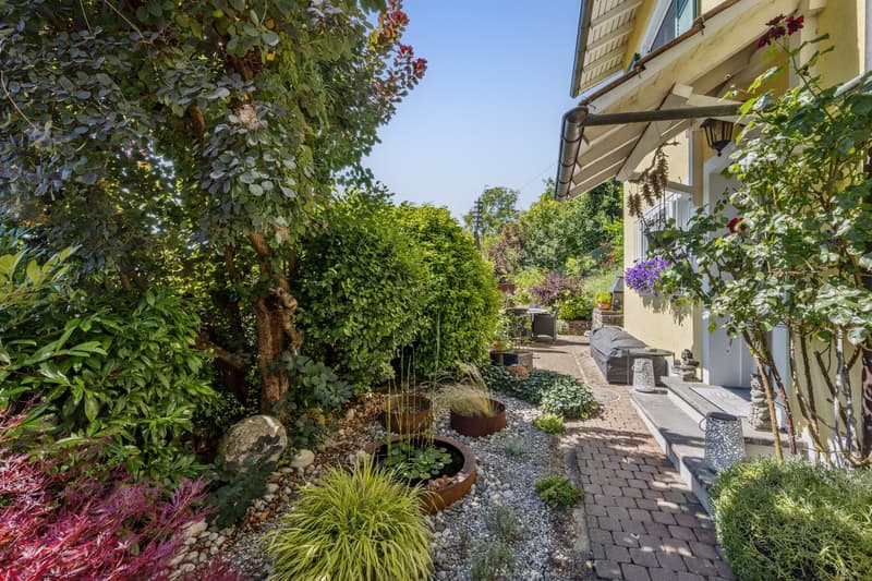 Casa accogliente con giardino e vista panoramica (12)