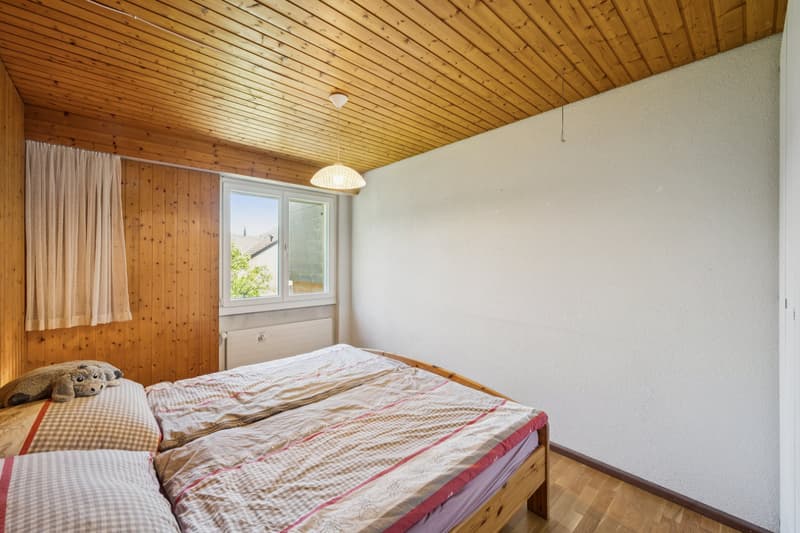 Charming semi-detached house with garden (8)