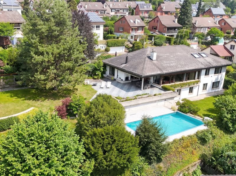 Exclusive Villa with Panoramic View & Guest Apartment (1)