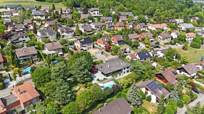 Exclusive Villa with Panoramic View & Guest Apartment (24)