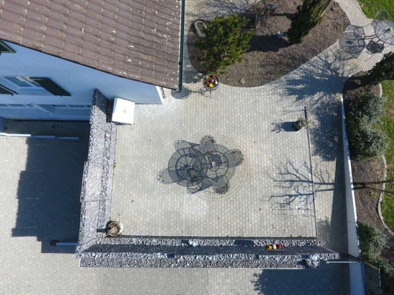 Single-family house with large garden (6)