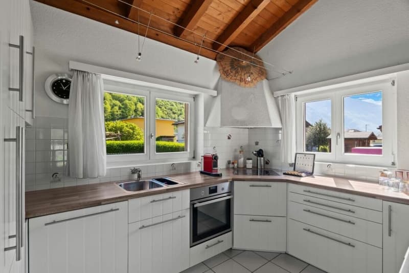 Living in a quiet location with plenty of privacy in sunny Ticino (12)