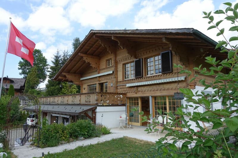 Chalet indipendente a Saanen-Gstaad (2)