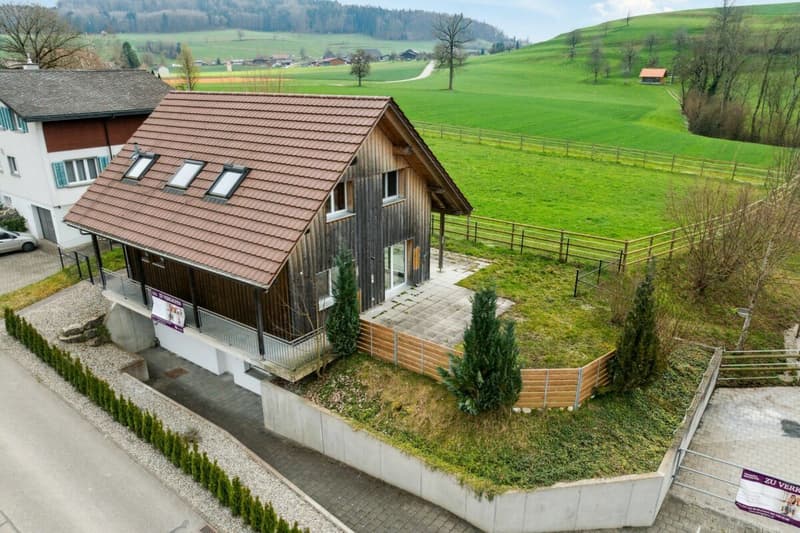Immobilier d'équitation avec salle de dressage et maison d'habitation (12)