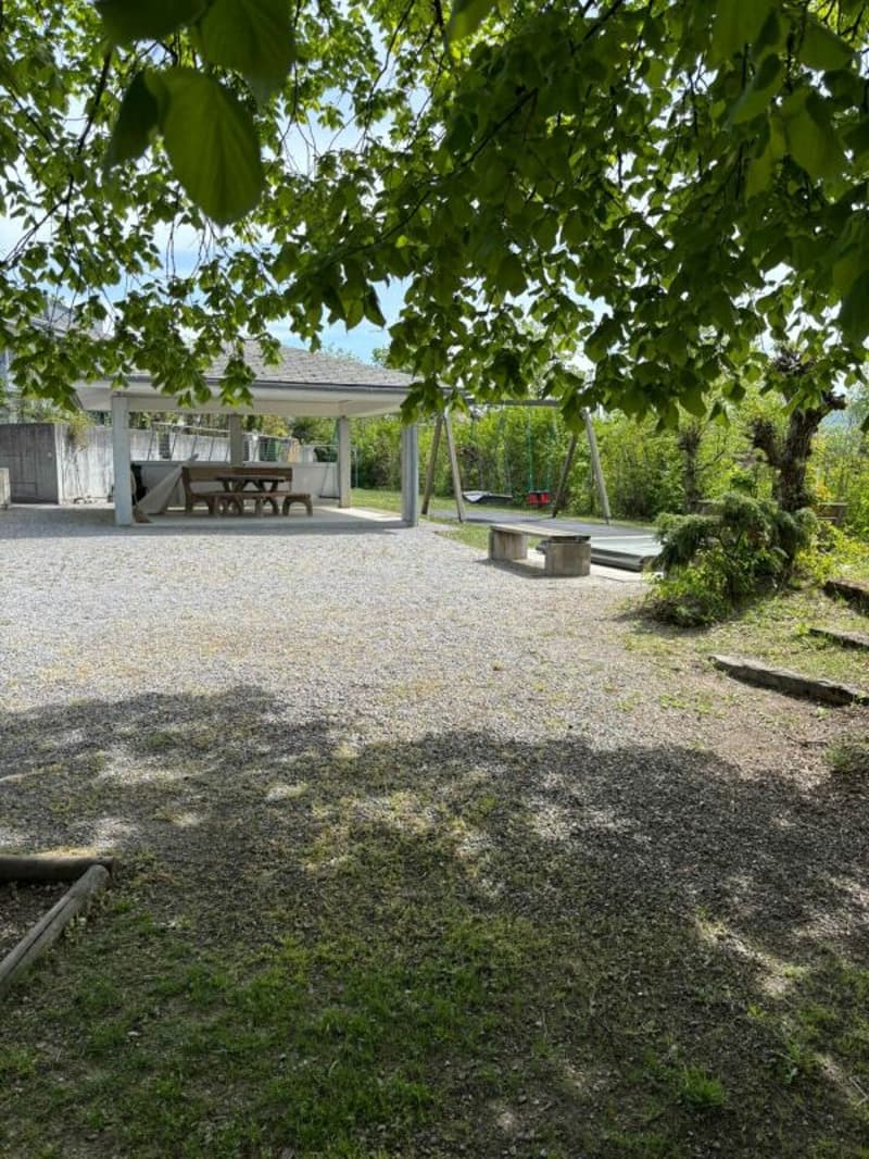 Traumhaftes Eck-Reiheneinfamilienhaus mit zwei Einstellhallenplätze (33)