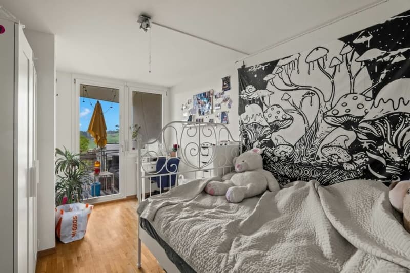 Traumhaftes Eck-Reiheneinfamilienhaus mit zwei Einstellhallenplätze (16)