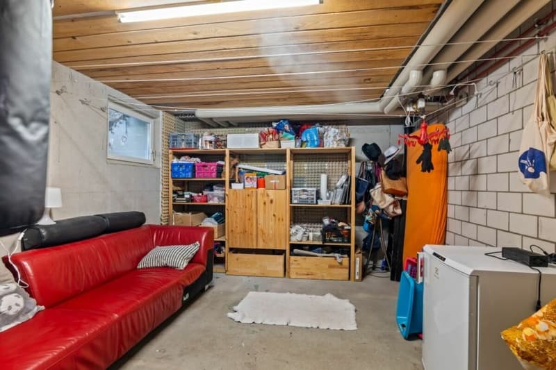 Traumhaftes Eck-Reiheneinfamilienhaus mit zwei Einstellhallenplätze (27)