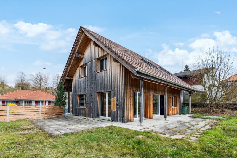 Bijou - Reitsportimmobilie mit Reithalle und Wohnhaus (13)