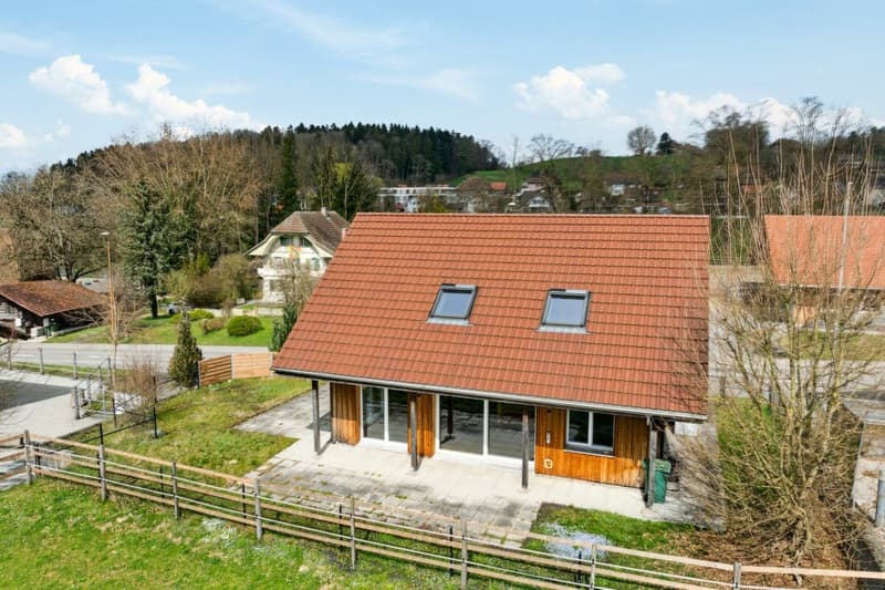 Bijou - Reitsportimmobilie mit Reithalle und Wohnhaus (7)