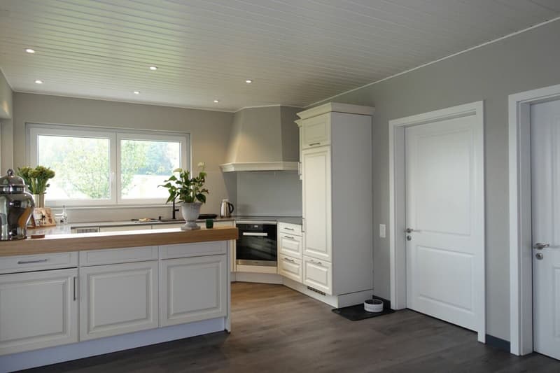 Reserviert! Reitsportimmobilie mit Haus und Reithalle (23)