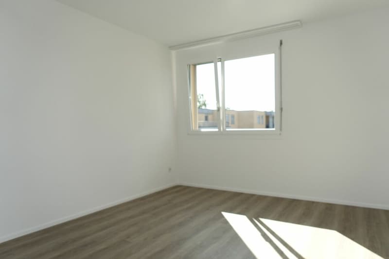 Renovierte 3.5 Zi-Eigentumswohnung mit Balkon und Einstellhallenplatz (8)