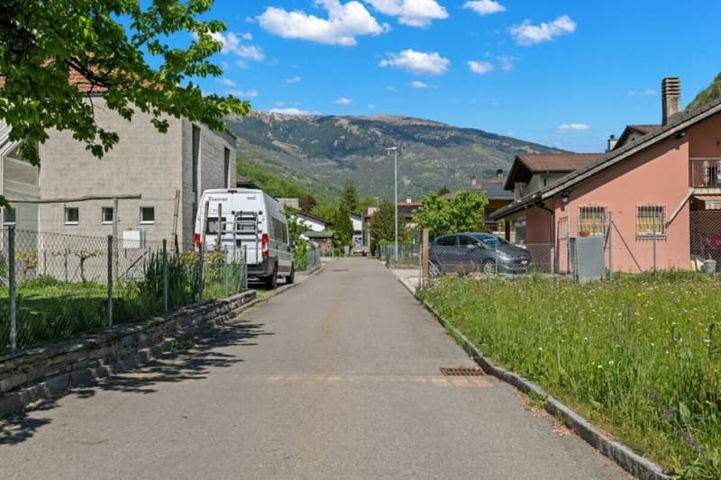 Wohnen an ruhiger Lage mit viel Privatsphäre im sonnigen Tessin (37)