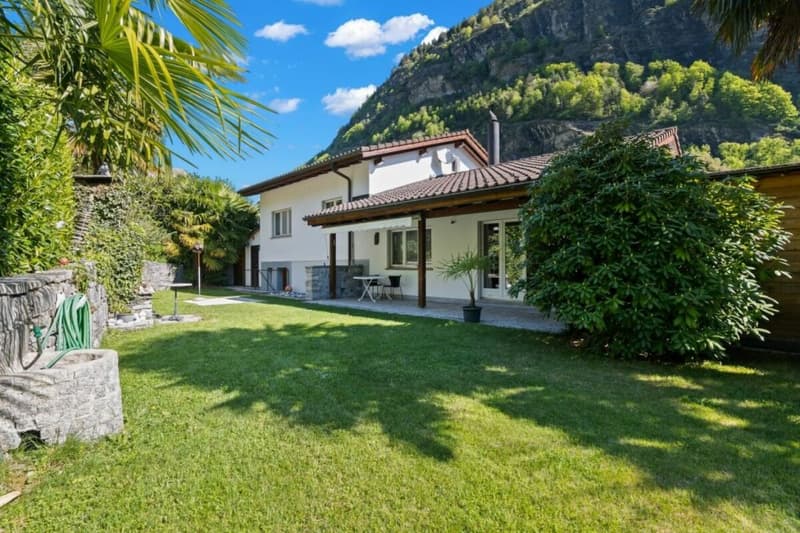 Wohnen an ruhiger Lage mit viel Privatsphäre im sonnigen Tessin (1)