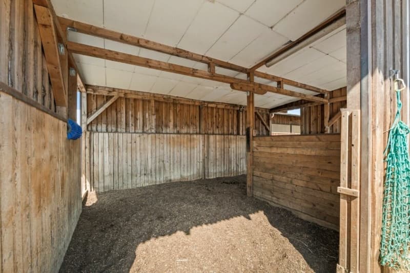 Aussergewöhnliches Landgut mit Reitanlage - eine Oase für Mensch und Pferd (65)