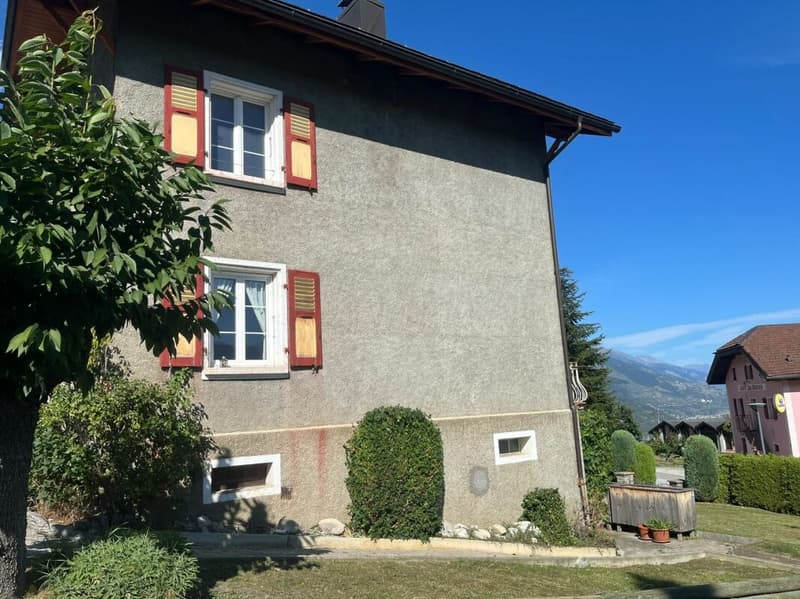 Einzigartig! Zweifamilienhaus im Skigebiet Crans-Montana/VS (3)