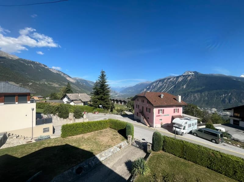 Zweifamilienhaus im Skigebiet Crans-Montana/VS (5)