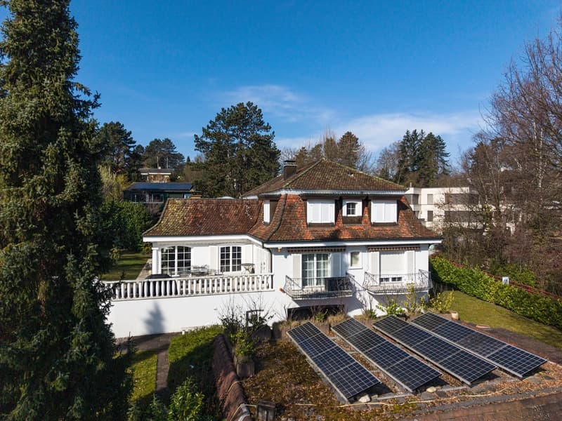 Sehr grosses frz. Landhaus mit vielen Extras (6)