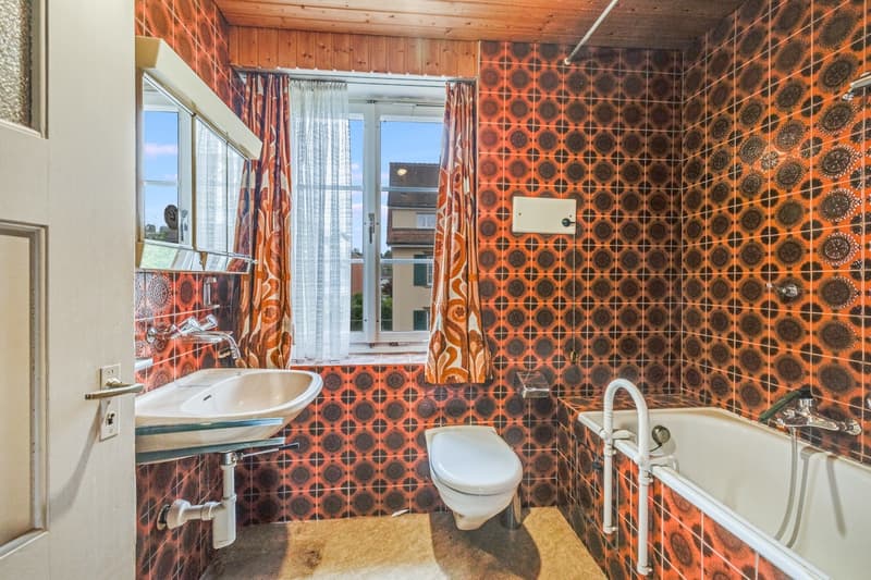 sehr schönes, sanierungsbedürftiges Haus aus den 20er Jahren (10)