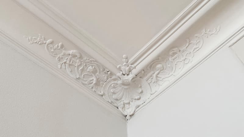 Stuckaturen im Schlafzimmer 2