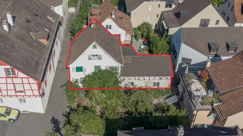 5-Zimmer-Einfamilienhaus an traumhafter Lage im Dorfkern von Arlesheim (1)