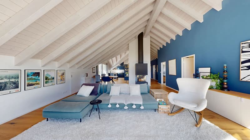 Moderne 4.5-Zimmer-Attikawohnung mit zwei Einstellhallenplätzen (1)