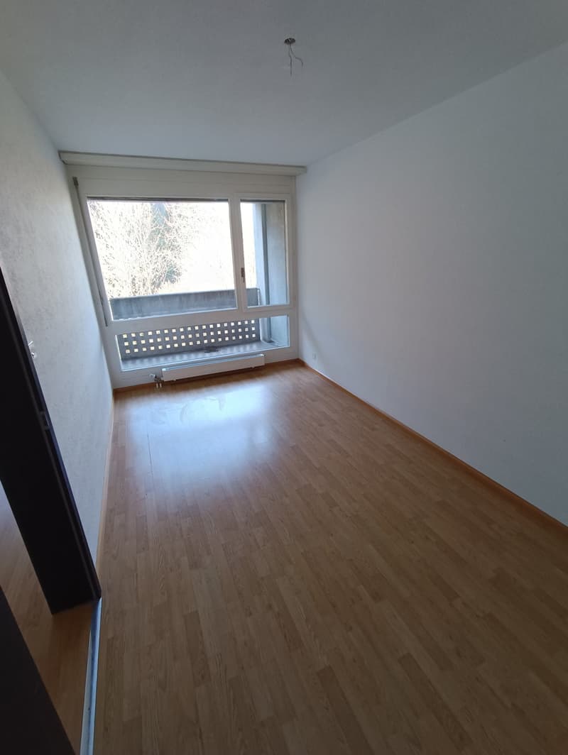 Appartement lumineux 4.5 pièces avec balcon et belle vue à Kehrsatz (9-401) (4)