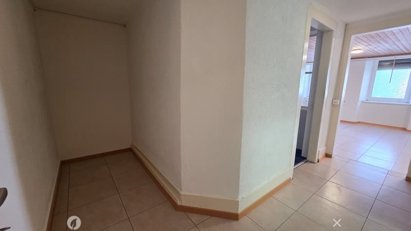 2.5-Zimmer Praxisräume / Atelier in Biel - Bözingen (7)