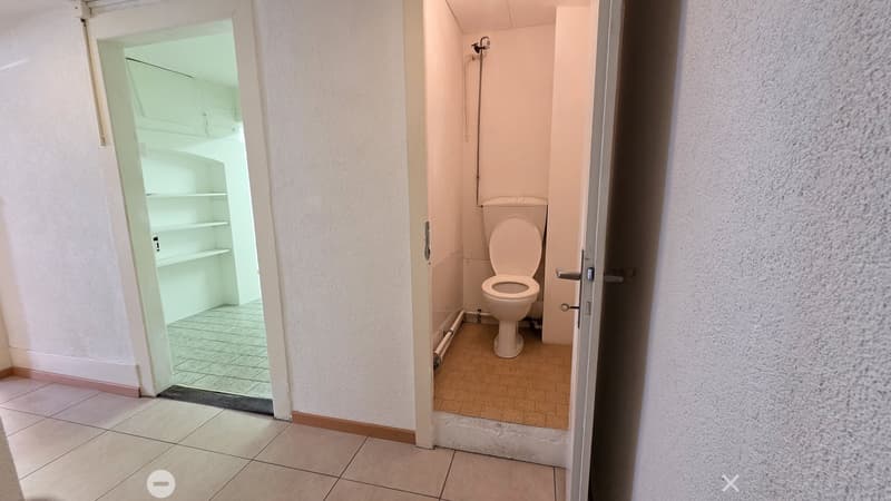 3.5-Zimmer Praxisräume / Atelier in Biel - Bözingen (6)