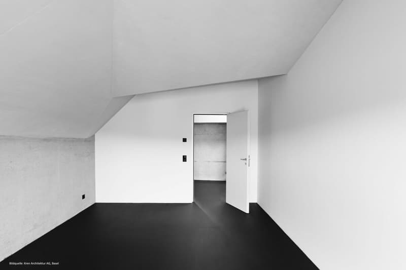 Unique Architectural House with Unobstructed Long-Distance View (12)
