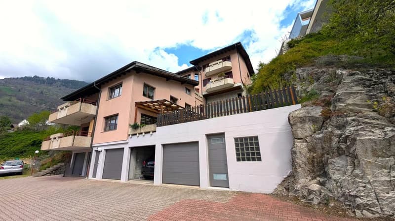 Attic maisonette apartment in a sought-after location in Naters (13)