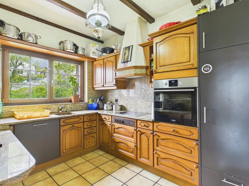 Attic maisonette apartment in a sought-after location in Naters (6)