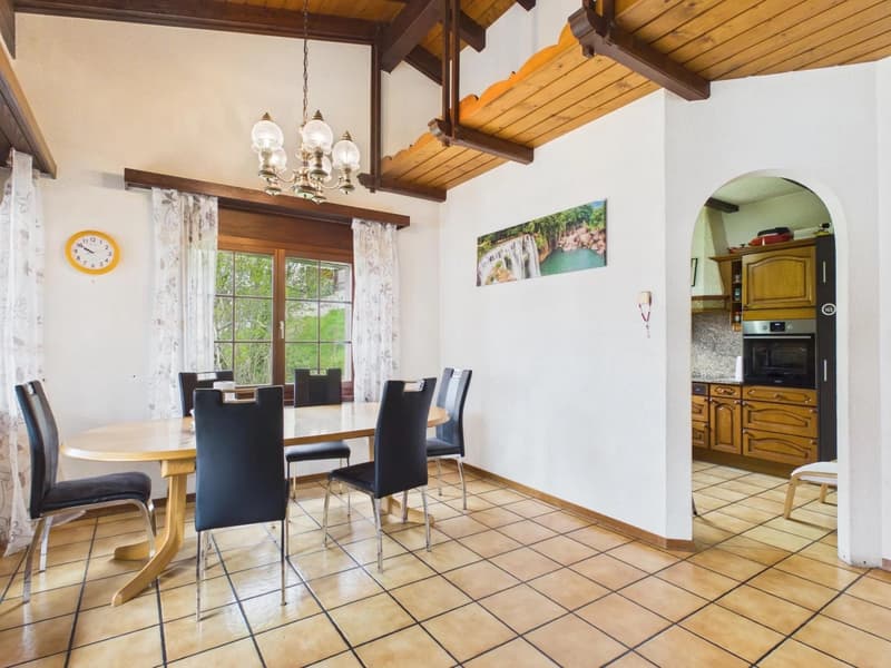 Attic maisonette apartment in a sought-after location in Naters (5)