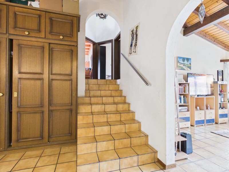 Attic maisonette apartment in a sought-after location in Naters (10)