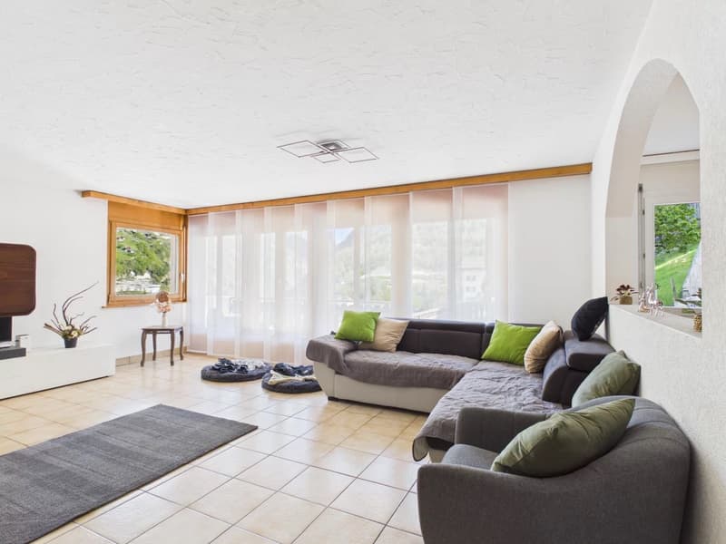 Charming garden apartment with a view and garage in Stalden (7)