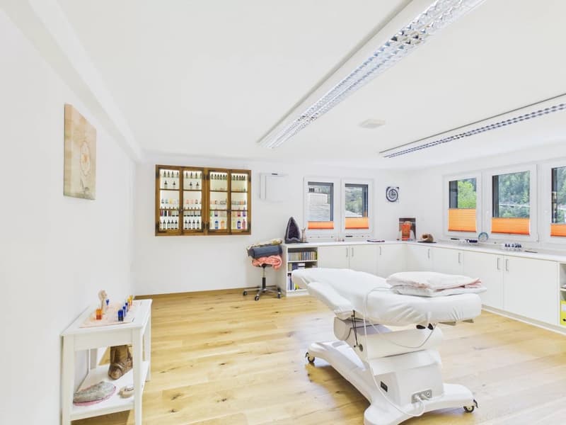 Space for ideas - practice, office or stylish apartment (4)