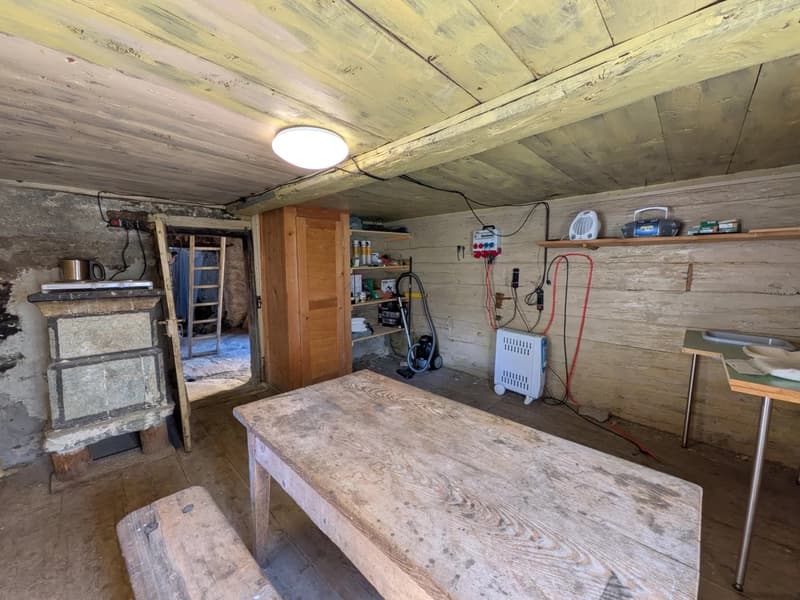 Rustico incantevole nella zona di Simplon - gioiello originale per chi realizza (5)
