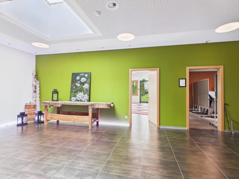Spacious rooms with loft character above Blitzingen (8)
