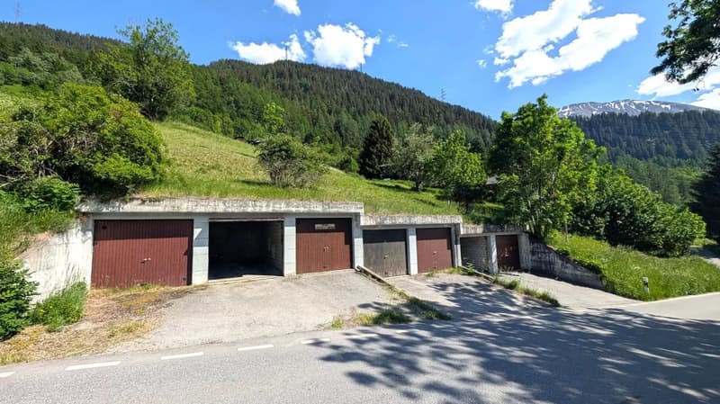 Exklusives Chalet an sonniger Aussichtslage in Ernen (16)