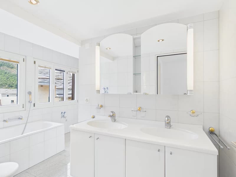 Appartamento duplex elegante con galleria nel cuore di Glis (10)